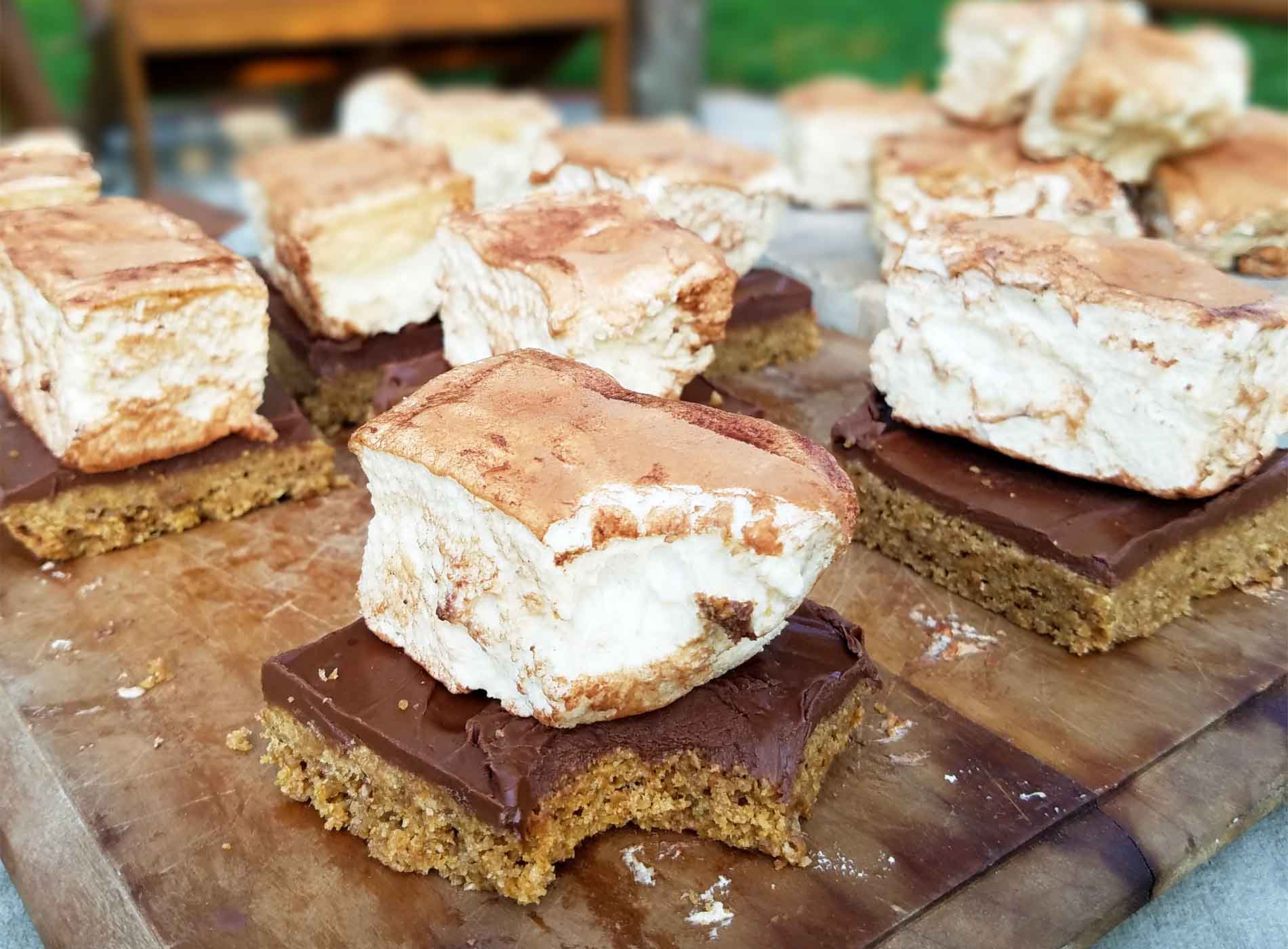 Featured Homemade Marshmallow S'Mores by Prodigal Pieces | prodigalpieces.com