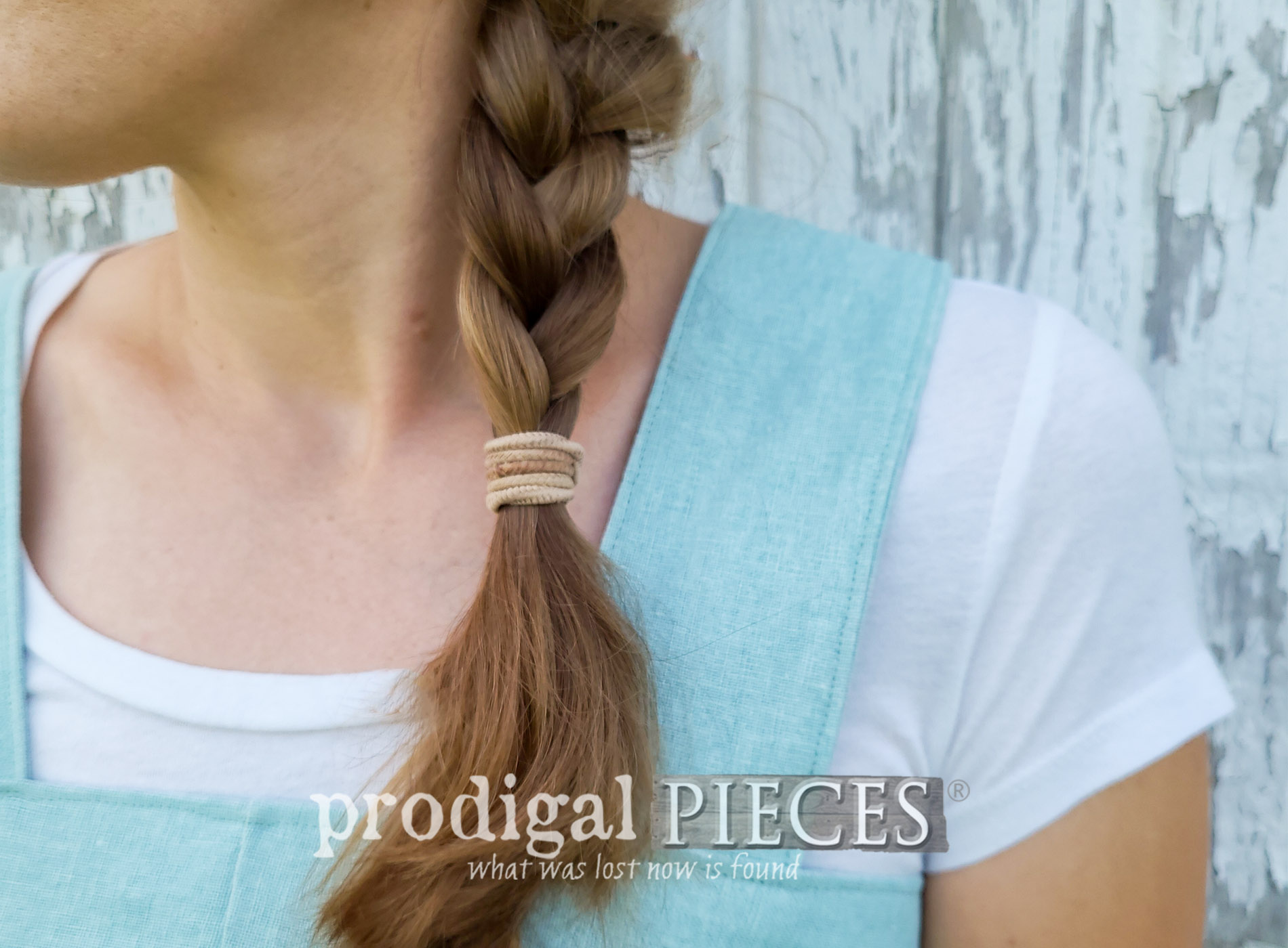 Featured DIY Linen Smock from Upcycled Pants by Larissa of Prodigal Pieces | prodigalpieces.com #prodigalpieces #diy #refashion #clothing #style #women #linen