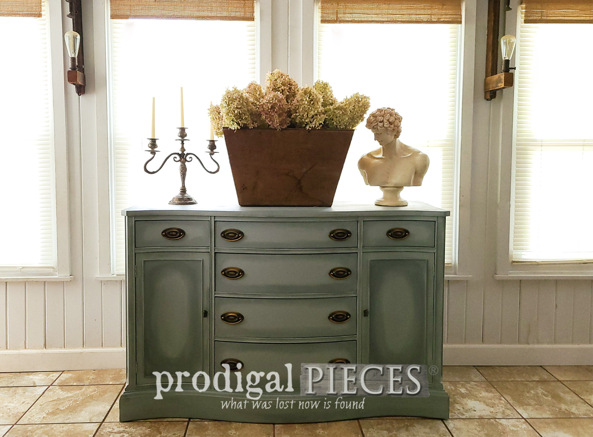 Featured Vintage Bassett Buffet Makeover by Larissa of Prodigal Pieces | prodigalpieces.com #prodigalpieces #furniture #vintage #diy #home #homedecor