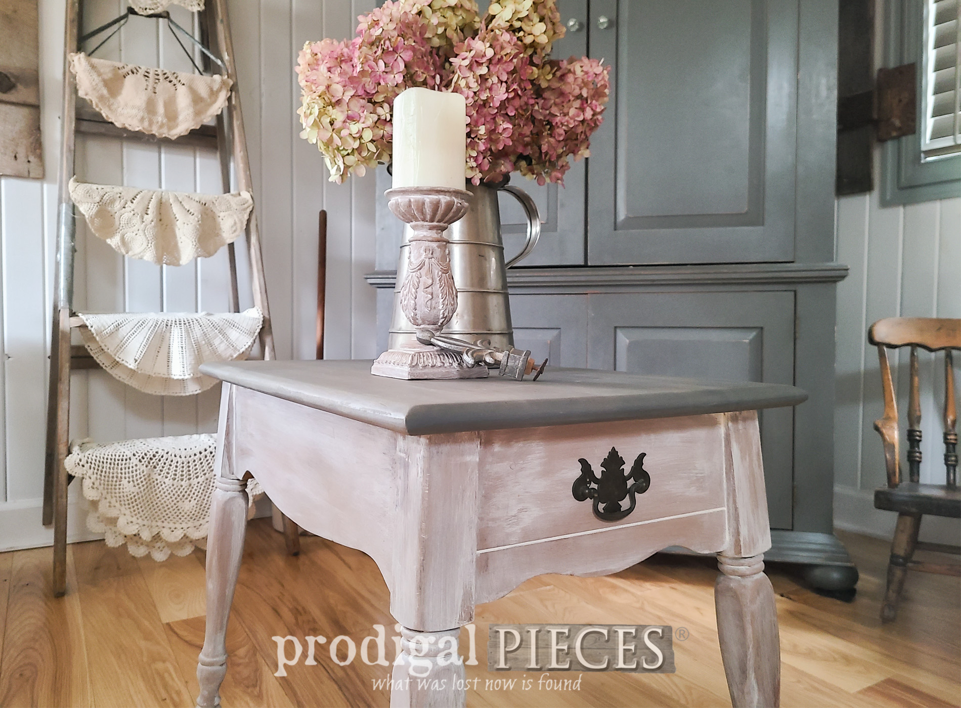 Featured Farmhouse Side Table Makeover by Larissa of Prodigal Pieces | prodigalpieces.com #prodigalpieces #farmhouse #diy #furniture #vintage